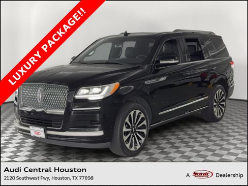 Used 2024 Lincoln Navigator Reserve AWD/4WD image 1