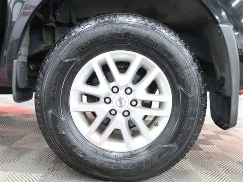 Used 2017 Nissan Frontier SV w/ SV Value Truck Package image 39