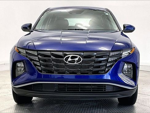 Used 2023 Hyundai Tucson SE image 3