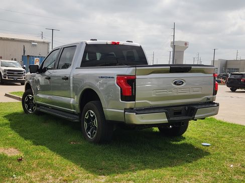 Used 2023 Ford F150 Lightning XLT w/ Tow Technology Package image 7