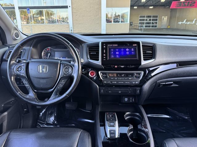Used 2018 Honda Pilot Touring image 26