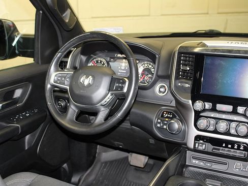 Certified 2019 RAM 1500 Big Horn AWD/4WD image 14