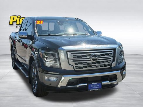 Used 2021 Nissan Titan Platinum Reserve w/ Moonroof Package RWD image 2