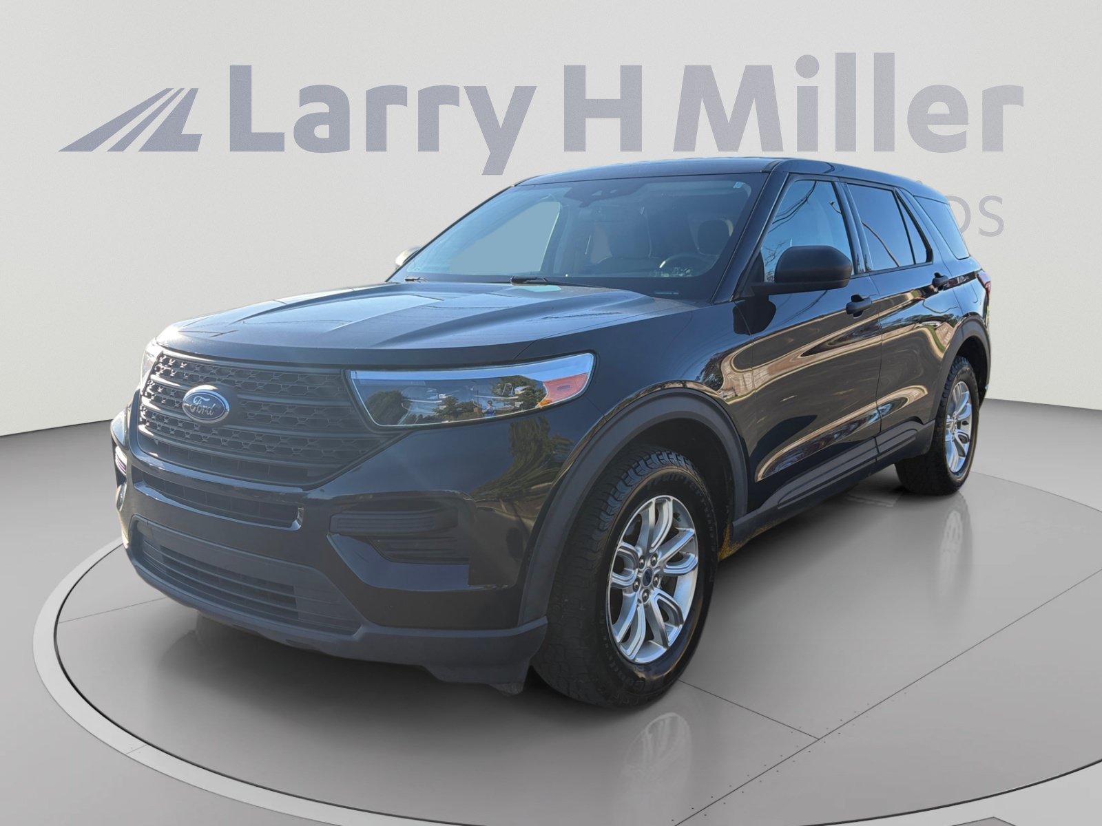 Used 2020 Ford Explorer 4WD image 1