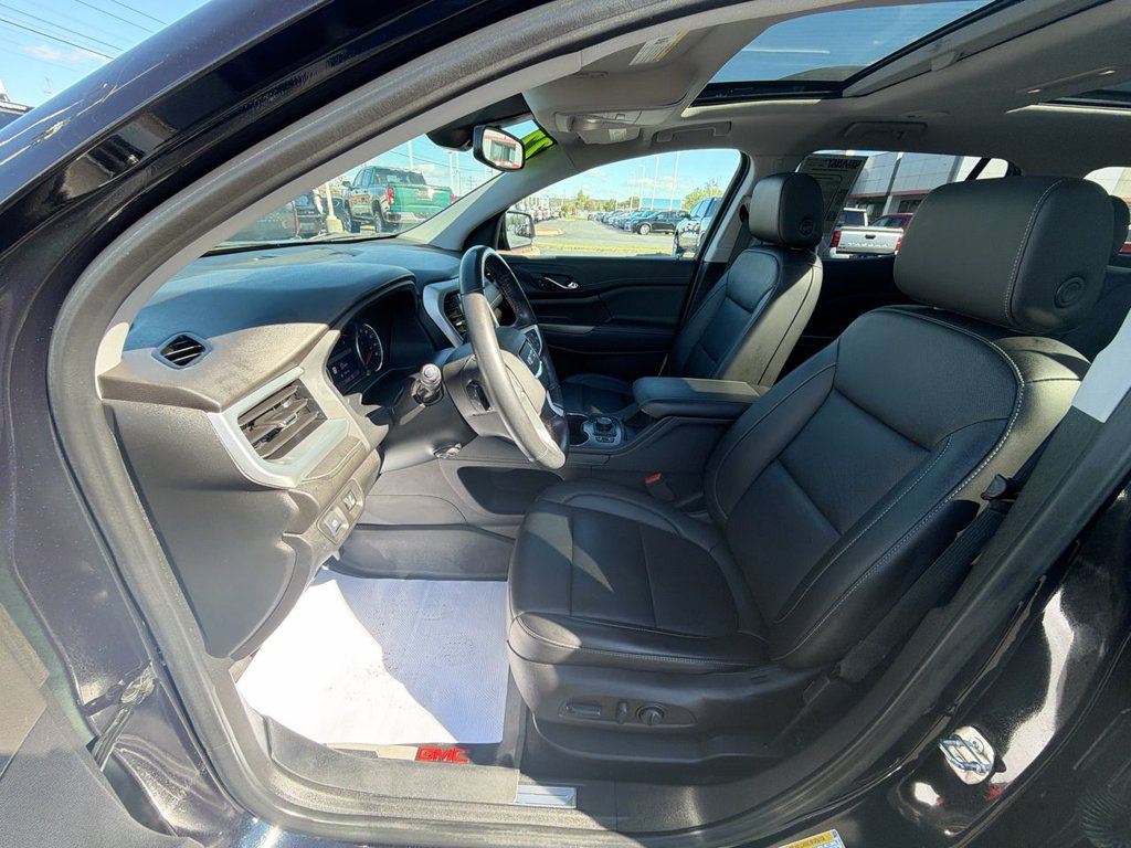 Used 2022 GMC Acadia SLT w/ Elevation Edition AWD/4WD image 17