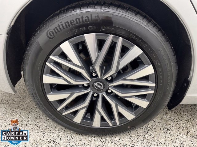 Used 2024 Nissan Altima 2.5 SV FWD image 12