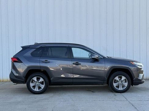 Used 2024 Toyota RAV4 XLE AWD/4WD image 3