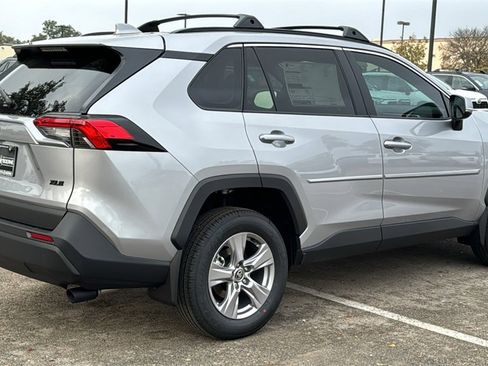 New 2025 Toyota RAV4 XLE image 9