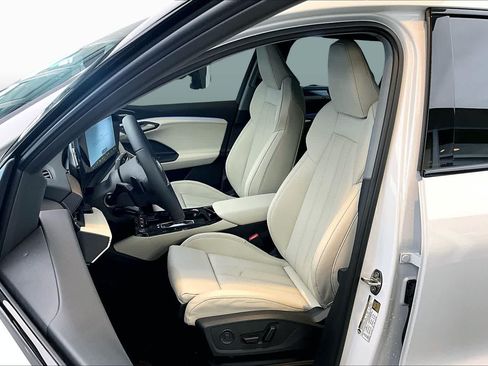 New 2027 Audi Q6 e-tron Premium Plus AWD/4WD image 9
