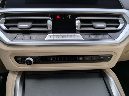 Used 2023 BMW 430i Convertible w/ M Sport Package image 18