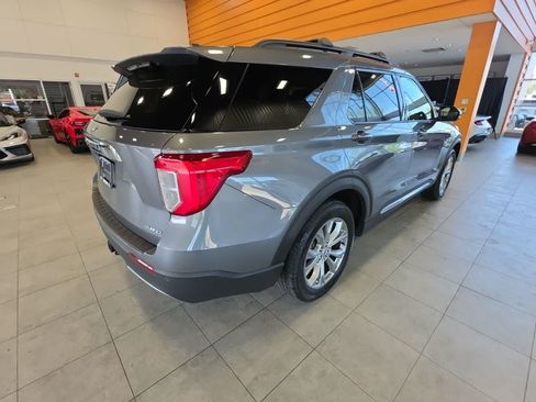 Used 2023 Ford Explorer XLT w/ Equipment Group 202A AWD/4WD image 7