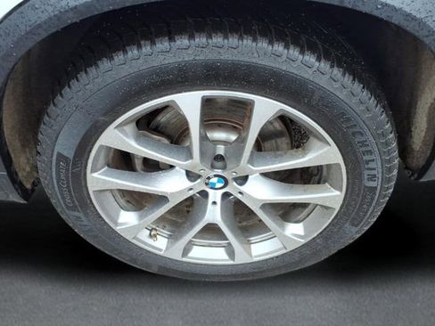 Used 2024 BMW X5 xDrive40i w/ Premium Package image 7