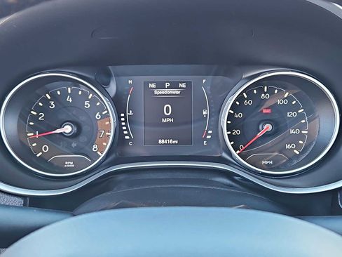 Used 2018 Jeep Compass Latitude w/ Cold Weather Group image 33