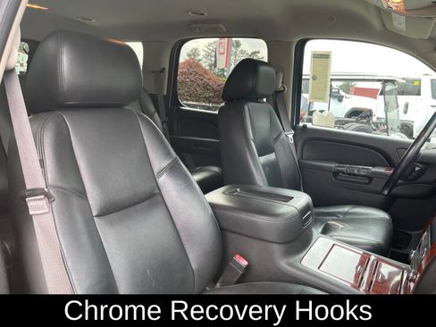 Used 2013 Chevrolet Tahoe LTZ image 27