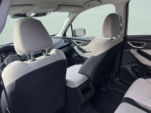 Used 2023 Subaru Forester image 25