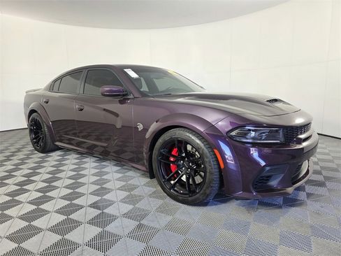 Used 2022 Dodge Charger SRT Hellcat image 2