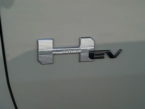 Used 2024 GMC Hummer EV 3X w/ Extreme Off-Road Package image 11