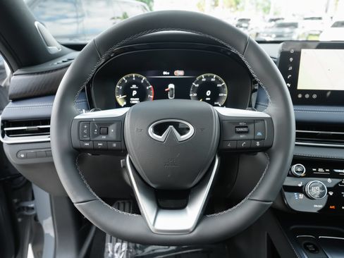 Certified 2026 INFINITI QX60 Sport w/ Dark Cargo Package AWD/4WD image 9