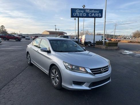 Used 2015 Honda Accord LX image 3