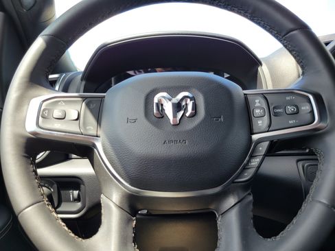 Used 2025 RAM 2500 Big Horn AWD/4WD image 8