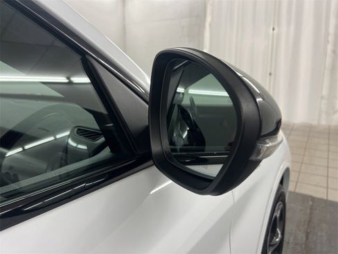 Used 2022 Alfa Romeo Stelvio Veloce image 46