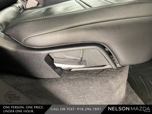 Used 2020 Porsche Cayenne S image 46