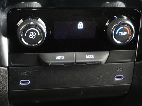 New 2026 Chevrolet Tahoe LS image 39