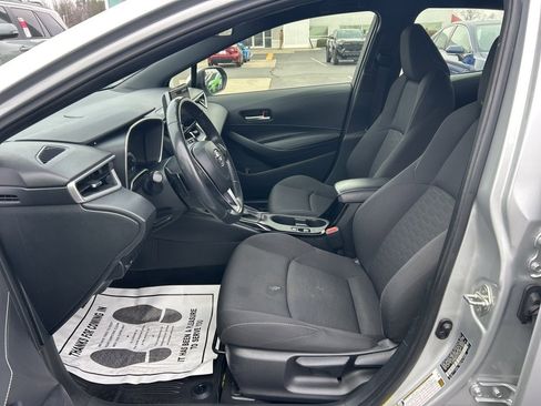Used 2024 Toyota Corolla SE image 2