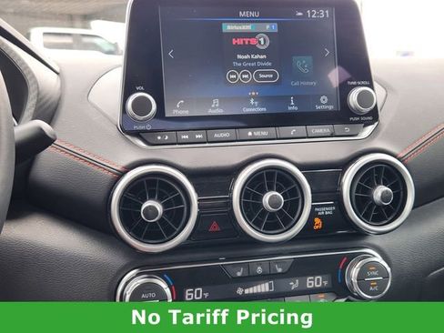 Used 2025 Nissan Sentra SR w/ SR Premium Package image 15