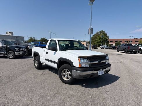 Used 2004 Chevrolet Silverado 1500 4x4 Regular Cab image 7