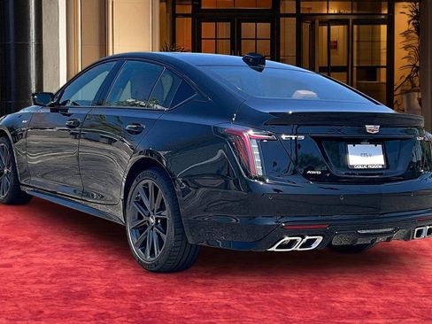New 2026 Cadillac CT5 V w/ Platinum Package AWD/4WD image 4
