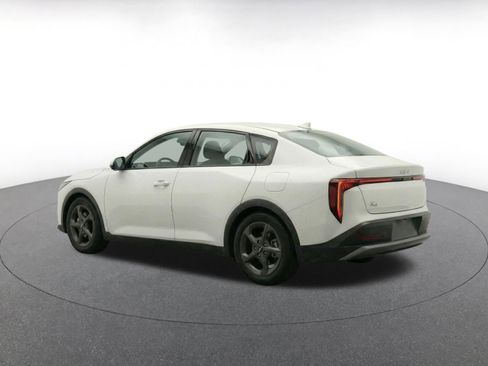 Used 2025 Kia K4 FWD image 7