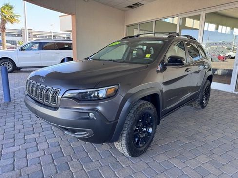 Used 2022 Jeep Cherokee Trailhawk w/ Comfort/Convenience Group image 1