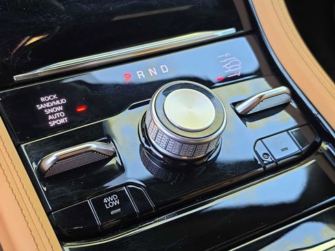 Used 2023 Jeep Grand Cherokee L Summit AWD/4WD image 21
