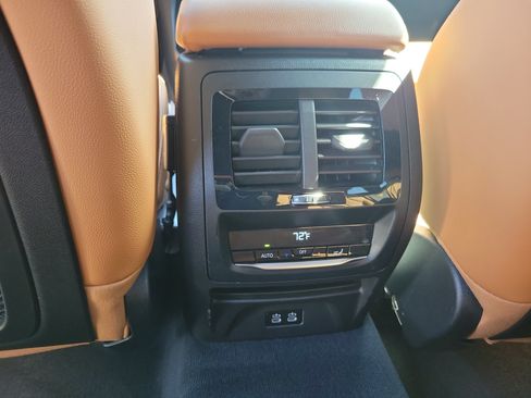 Used 2023 BMW X3 xDrive30i w/ Premium Package AWD/4WD image 24