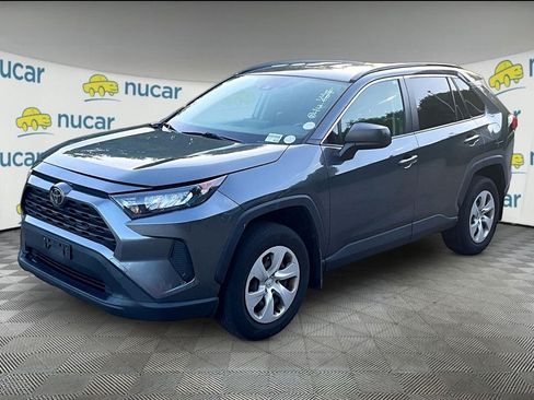 Used 2019 Toyota RAV4 LE w/ Carpet Mat Package AWD/4WD image 3