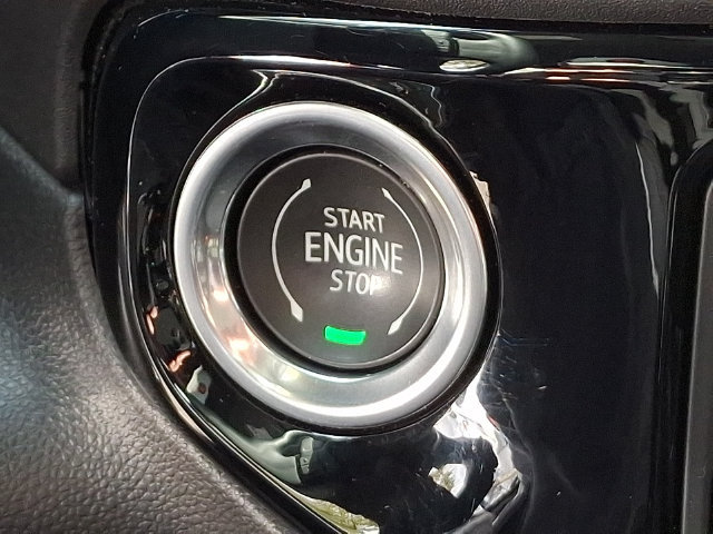 Used 2023 Chevrolet Silverado 1500 RST AWD/4WD image 19