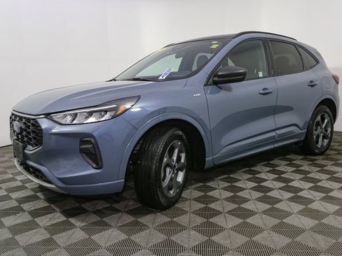 Used 2023 Ford Escape ST-Line w/ Tech Pack #1 image 5