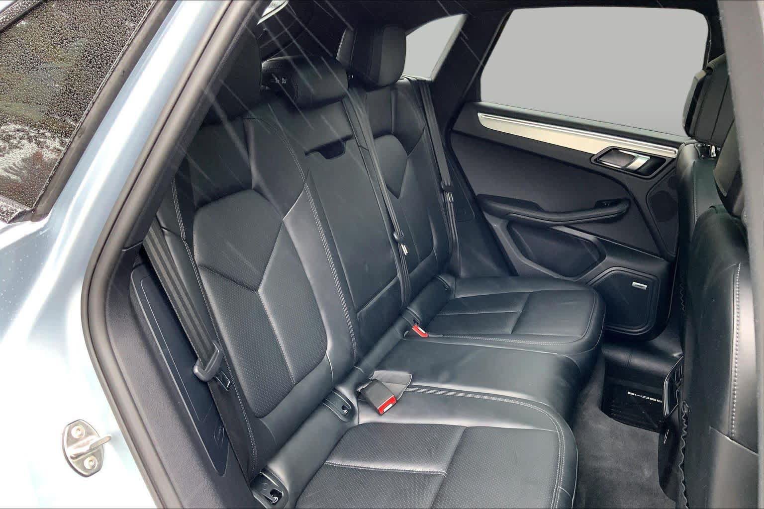 Used 2021 Porsche Macan AWD/4WD image 20