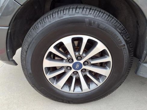 Used 2016 Ford Expedition XLT w/ Equipment Group 202A image 21