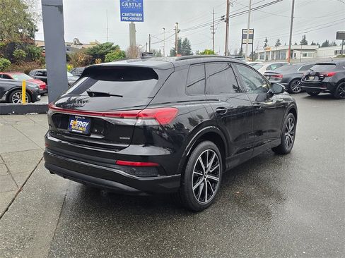 Used 2022 Audi Q4 e-tron Premium Plus w/ Premium Plus image 3