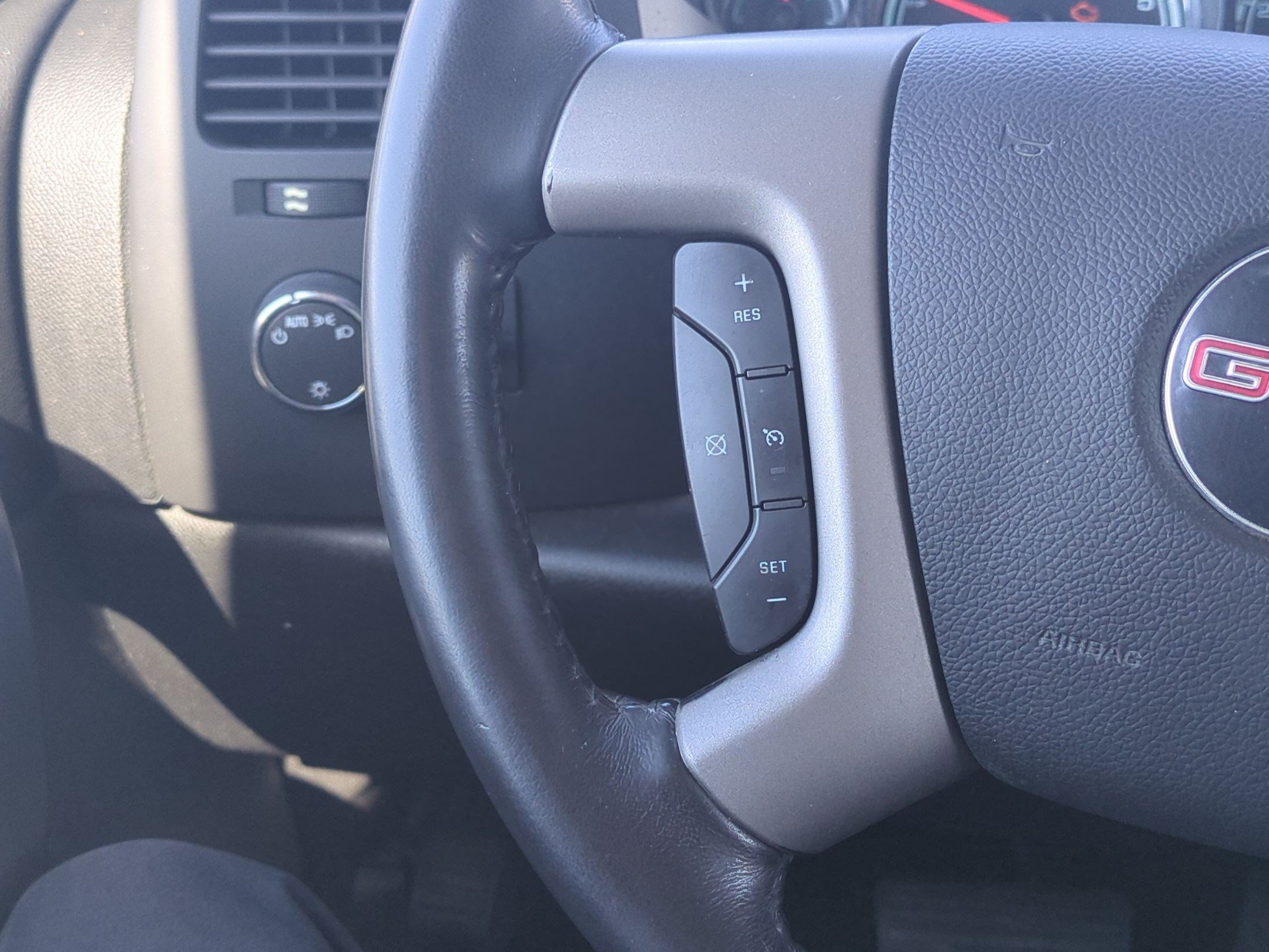 Used 2011 GMC Sierra 1500 4x4 Crew Cab Hybrid image 16
