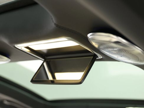 Used 2018 Mercedes-Benz Maybach S 560 4MATIC image 79