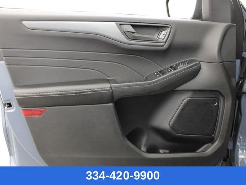 Used 2023 Ford Escape Base image 14