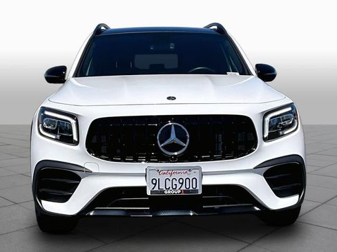 Used 2023 Mercedes-Benz GLB 250 4MATIC image 3