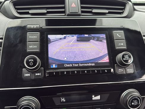 Used 2022 Honda CR-V LX image 19