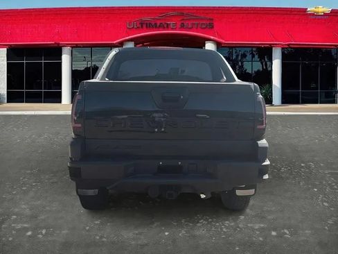 Used 2004 Chevrolet Avalanche 2500 w/ Preferred Equipment Group AWD/4WD image 6