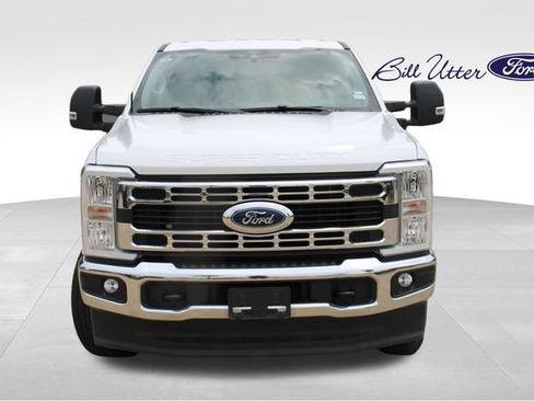 Used 2026 Ford F250 XLT AWD/4WD image 2