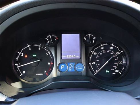 Used 2014 Lexus GX 460 w/ Premium Package AWD/4WD image 16