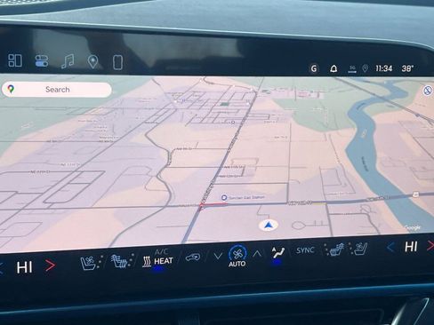 New 2026 Chevrolet Equinox EV LT image 16